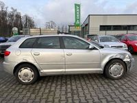 gebraucht Audi A3 Sportback 1.6 Attraction