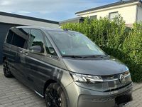 Gebraucht VW Multivan Edition 150 PS (110 kW) 2025 Grau Van