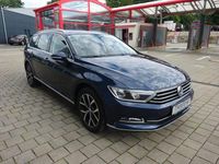 Gebraucht VW Passat Highline 179 PS (131 kW) 2016 Blau metallic Kombi