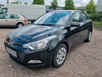 Gebraucht Hyundai i20 Active 75 PS (55 kW) 2018 Schwarz Limousine