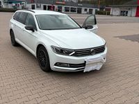 Gebraucht VW Passat 150 PS (110 kW) 2017 Weiß Kombi
