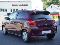Gebraucht Mitsubishi Space Star Select 71 PS (52 kW) 2022 Rot Kleinwagen
