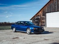 Używany BMW M5 Performance 340 KM (250 kW) 1992 Niebieski Kombi