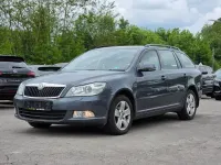 Gebraucht Skoda Octavia Elegance 122 PS (89 kW) 2011 Grau Kombi