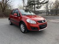 Gebraucht Suzuki SX4 Club 135 PS (99 kW) 2011 Orange SUV