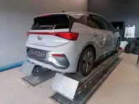 Gebraucht Cupra Born 150 kW (204 PS) 2024 Vaporgrau Kleinwagen
