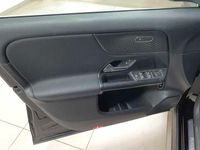 Gebraucht Mercedes GLA200 150 PS (110 kW) 2023 Schwarz SUV