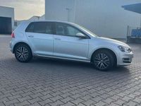 gebraucht VW Golf 1.2 TSI BlueMotion Technology DSG Allstar