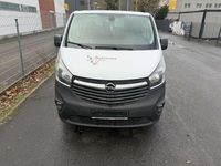 Gebraucht Opel Vivaro 116 PS (85 kW) 2016 Casabl/arctic/eisweiss/kaolin Van / Kleinbus