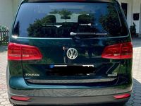 Gebraucht VW Touran Cross 150 PS (110 kW) 2014 Grün Van / Kleinbus