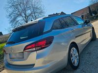 Używany Opel Astra 120 KM (88 kW) 2019 Srebrny Kombi