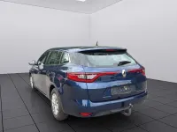 Gebraucht Renault Mégane Life 101 PS (74 kW) 2017 Blau Limousine