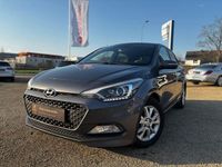 Gebraucht Hyundai i20 Trend 84 PS (61 kW) 2016 Grau Kleinwagen