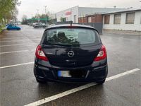 Używany Opel Corsa Selection 80 KM (58 kW) 2009 Czarny Hatchback