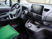 Gebraucht Opel Combo 131 PS (96 kW) 2020 Mondstein grau/e:vulkan grau Van / Kleinbus