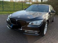 Gebraucht BMW 730 258 PS (189 kW) 2012 Schwarz Limousine