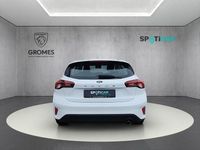 Gebraucht Ford Focus Cool & Connect 120 PS (88 kW) 2022 Weiß Limousine