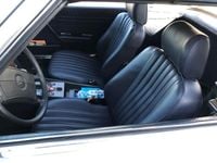Gebraucht Mercedes 560 227 PS (166 kW) 1986 Silber Cabrio
