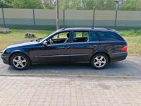 Gebraucht Mercedes E220 Avantgarde 170 PS (125 kW) 2009 Blau Kombi