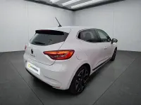 Używany Renault Clio V 101 KM (74 kW) 2022 Biały Hatchback