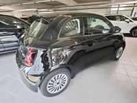 Gebraucht Fiat 500e Action 69 kW (95 PS) 2022 Onyx schwarz) (schwarz Kleinwagen