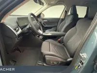 Neu BMW iX1 Performance 230 kW (313 PS) 2026 Grün SUV