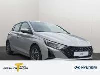 Gebraucht Hyundai i20 Trend 101 PS (74 kW) 2025 Grau Kleinwagen