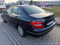 Gebraucht Mercedes C200 184 PS (135 kW) 2011 Schwarz Limousine