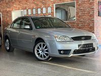 Gebraucht Ford Mondeo Ghia 170 PS (125 kW) 2001 Silber Limousine