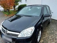 Gebraucht Opel Astra 90 PS (66 kW) 2008 Limousine