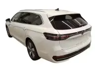 Gebraucht VW Passat Elegance 204 PS (150 kW) 2025 Weiß Kombi