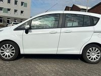 Używany Ford B-MAX SYNC Edition 101 KM (74 kW) 2014 Biały Minivan