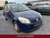 Gebraucht Dacia Sandero Lauréate 75 PS (55 kW) 2012 Blau Kleinwagen