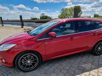 Gebraucht Ford Focus 103 PS (75 kW) 2012 Rot Kombi