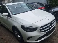 Gebraucht Mercedes B180 116 PS (85 kW) 2020 Weiß Kleinwagen