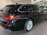 Gebraucht BMW 520 184 PS (135 kW) 2022 Schwarz Kombi