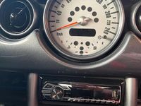 Usado Mini Cooper 116 HP (85 kW) 2004 Vermelho Citadino