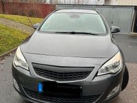 Gebraucht Opel Astra 125 PS (91 kW) 2011 Grau Kombi