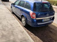 Gebraucht Opel Astra 140 PS (102 kW) 2008 Blau Kombi