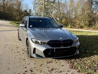 Gebraucht BMW 318 M Sport 156 PS (114 kW) 2024 Grau Kombi
