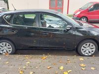 Gebraucht Nissan Pulsar Visia 116 PS (85 kW) 2015 Schwarz Limousine