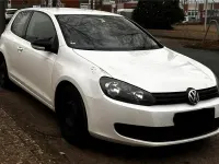 Gebraucht VW Golf VI 140 PS (102 kW) 2011 Weiß Kleinwagen