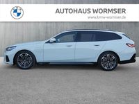 Neu BMW 530e Performance 299 PS (219 kW) 2025 Alpinweiss iii Kombi