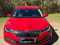Gebraucht Skoda Superb Style 150 PS (110 kW) 2020 Rot Kombi