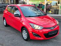 Gebraucht Hyundai i20 Trend 86 PS (63 kW) 2013 Rot Kleinwagen