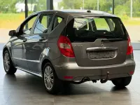 Gebraucht Mercedes A160 Elegance 95 PS (69 kW) 2009 Grau Limousine