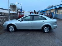 Używany Mazda 6 148 KM (108 kW) 2002 Srebrny Sedan/Limuzyna