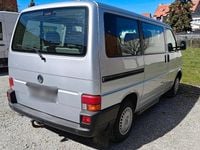 Gebraucht VW T4 88 PS (64 kW) 2002 Silber Van