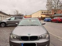 Gebraucht BMW 116 122 PS (89 kW) 2008 Grau Kleinwagen