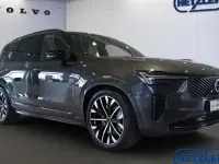 Neu Volvo XC90 Plus 455 PS (334 kW) 2026 Grau SUV